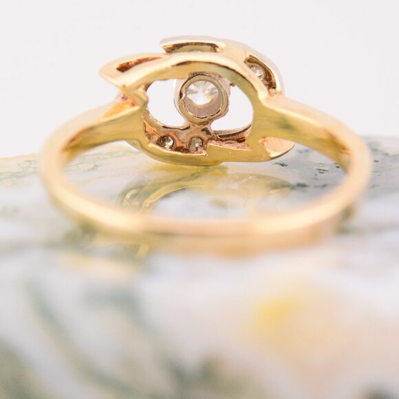 14K Vintage Dynasty Diamond Ring - Picture 4 of 9